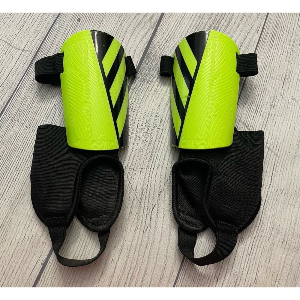Yellow Adidas Soccer Boy Girl Shin Guards, Size Small